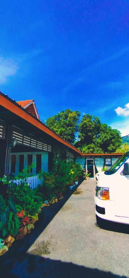 Dorm Master Hostel Padang Mat Sirat Buitenkant foto